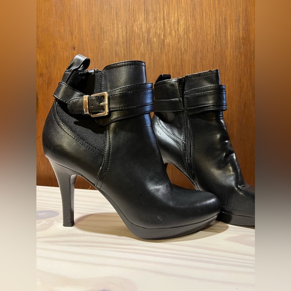 Alfani Step'n' Flex Ankle Boots - Picture 3 of 14